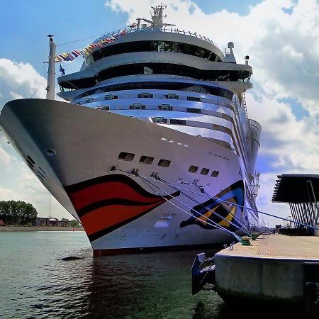 Vormann Jantzen, Direkt Am Leuchtturm Lejlighed Rostock Eksteriør billede